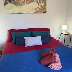 Сasa de vacaciones Casa Vacanze Iside